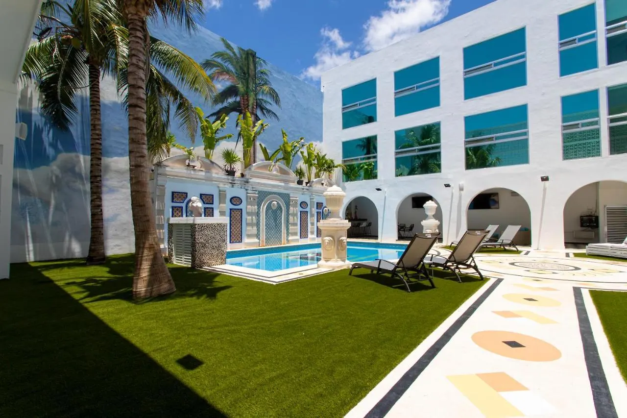 Babylon Village Playa del Carmen 0*,