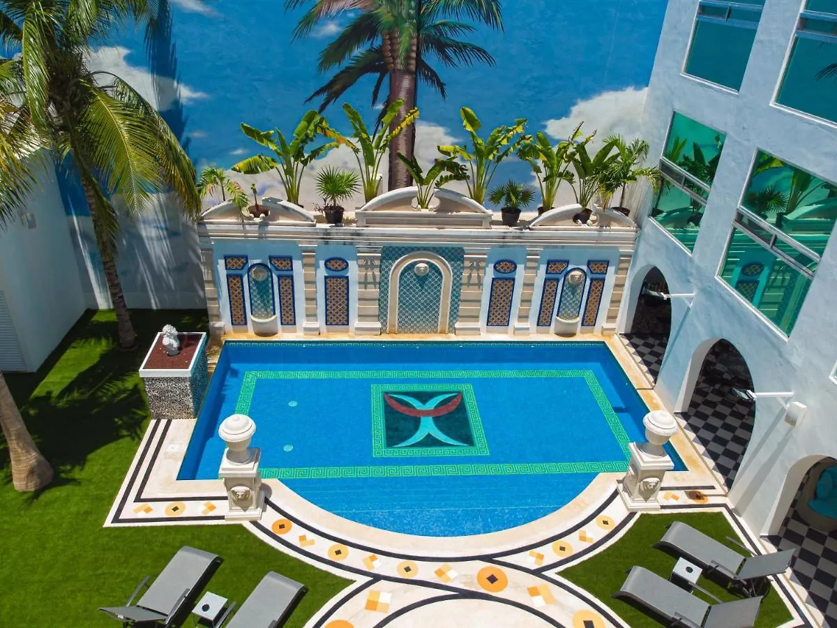 Babylon Village Playa del Carmen