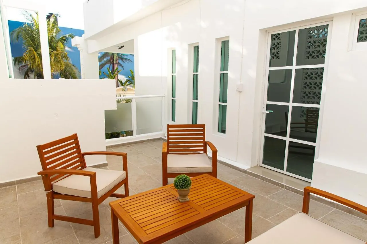 Babylon Village Playa del Carmen 0*,