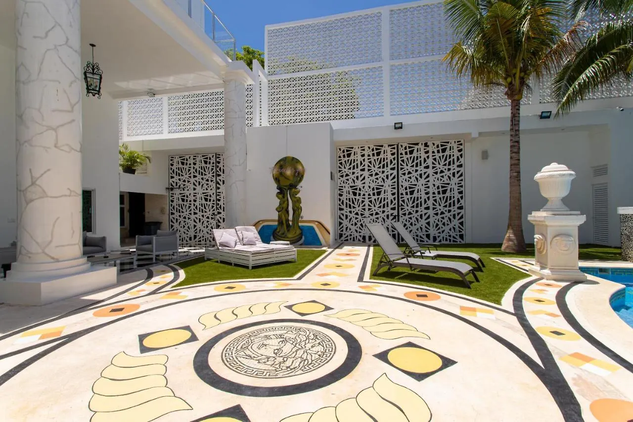 Babylon Village Playa del Carmen 0*,  Mexiko