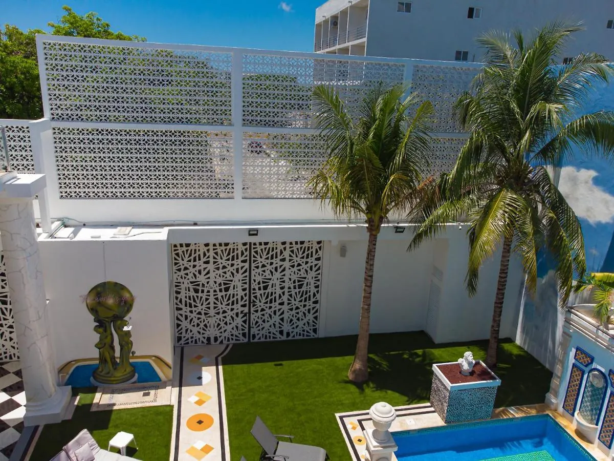 Babylon Village Playa del Carmen Mexiko